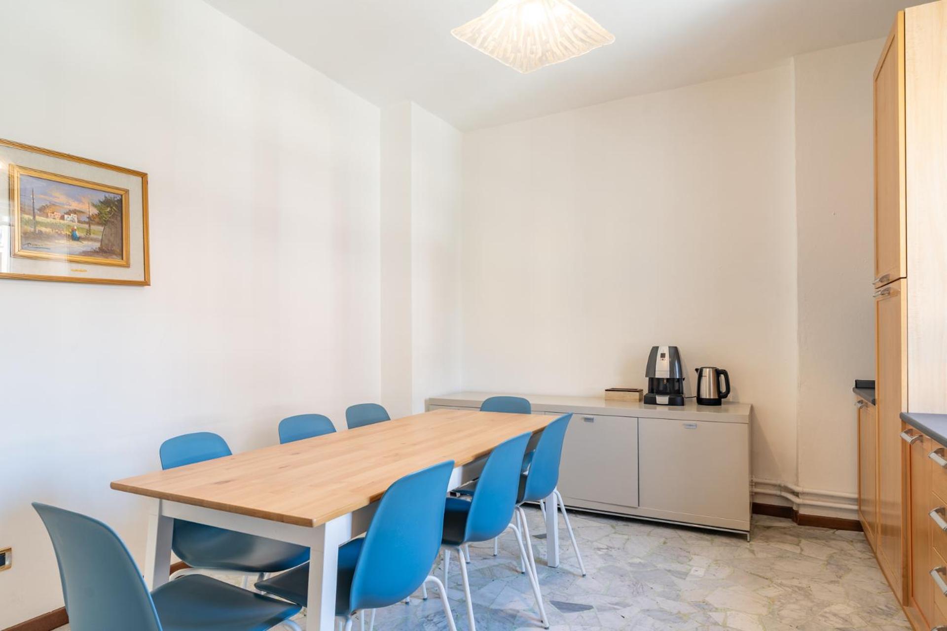 Spacious Apartment With Panoramic Views In Lecco Exterior foto